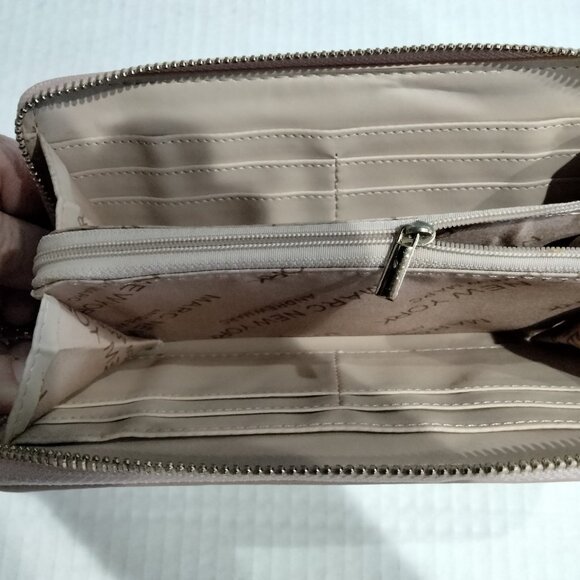 Marc New York Andrew Marc Leather Wallet, Pink Wristlet, NWT - Picture 6 of 9